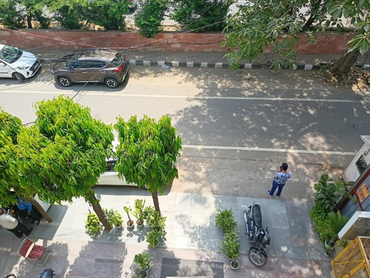 Cosy Grand, Chanakyapuri By The Cosy Hotels New Delhi Ngoại thất bức ảnh