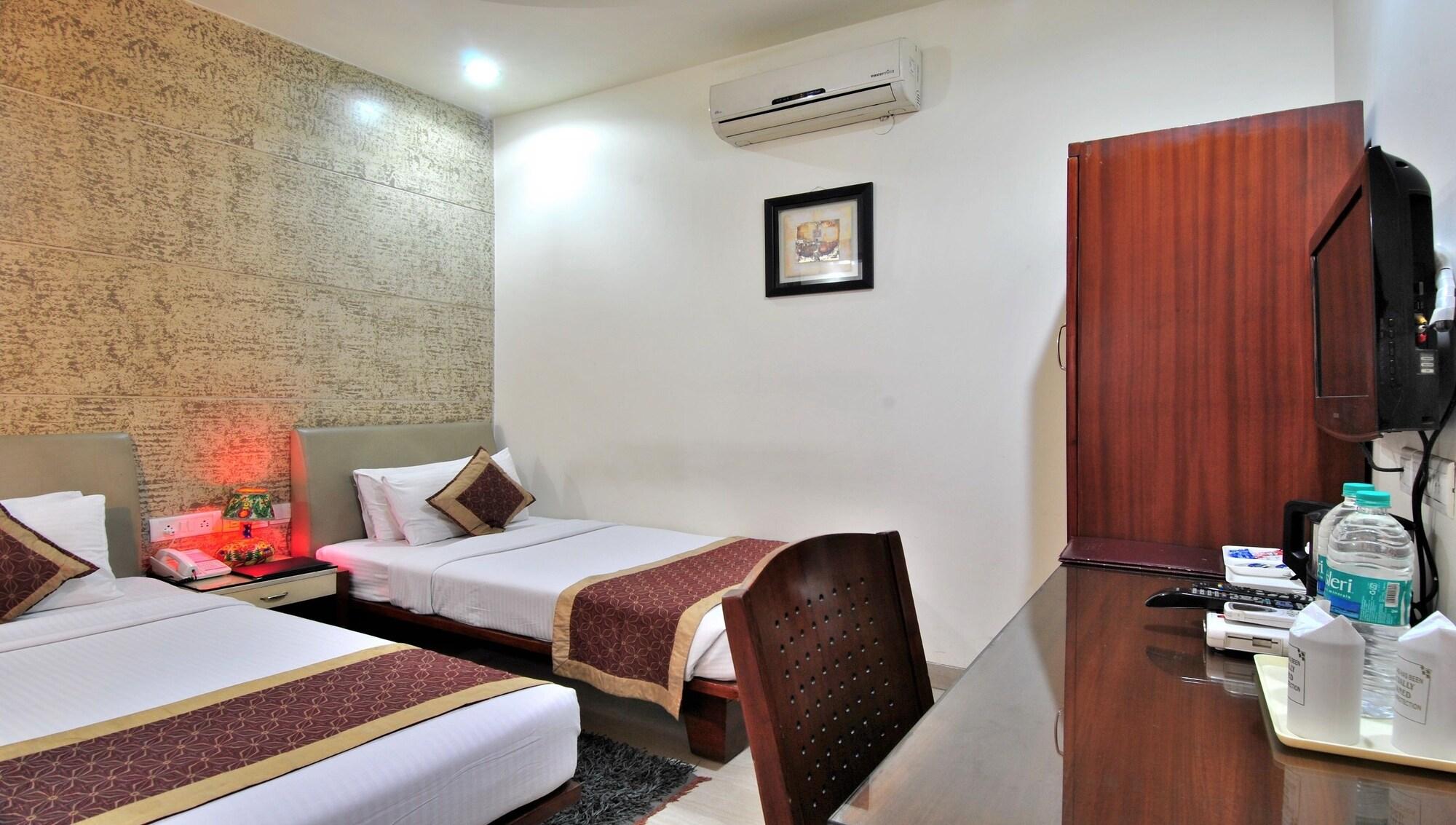Cosy Grand, Chanakyapuri By The Cosy Hotels New Delhi Ngoại thất bức ảnh
