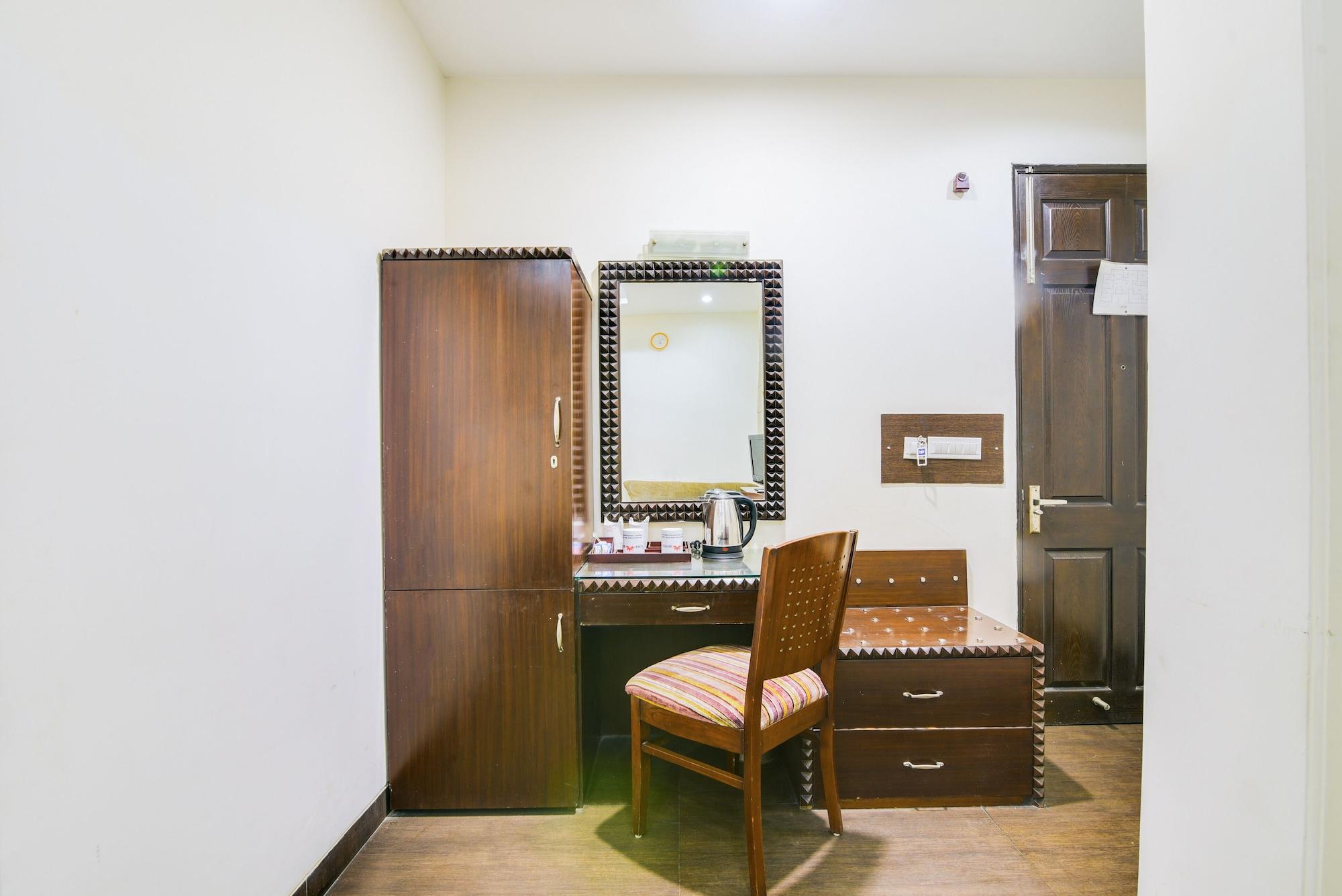 Cosy Grand, Chanakyapuri By The Cosy Hotels New Delhi Ngoại thất bức ảnh