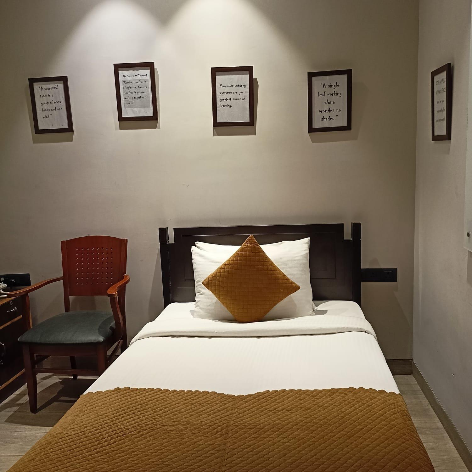Cosy Grand, Chanakyapuri By The Cosy Hotels New Delhi Ngoại thất bức ảnh