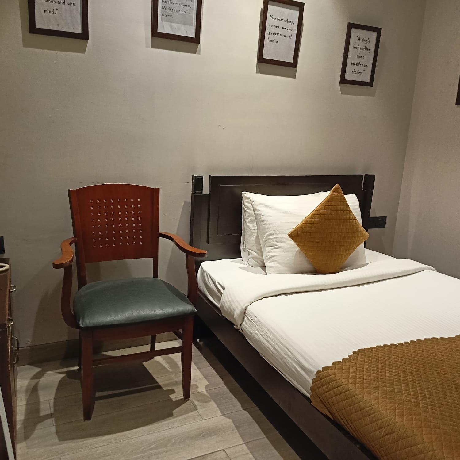 Cosy Grand, Chanakyapuri By The Cosy Hotels New Delhi Ngoại thất bức ảnh